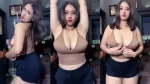 Cewek Bigo Show Belahan Susu Mantap
