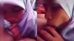 Hijab Nyepong Dalem Mobil